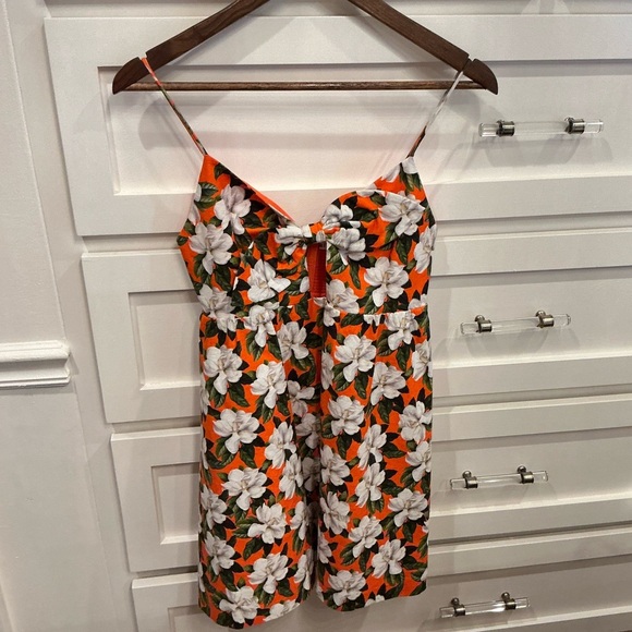 Alice + Olivia vibrant orange floral dress… adorable front tie. - Picture 9 of 12
